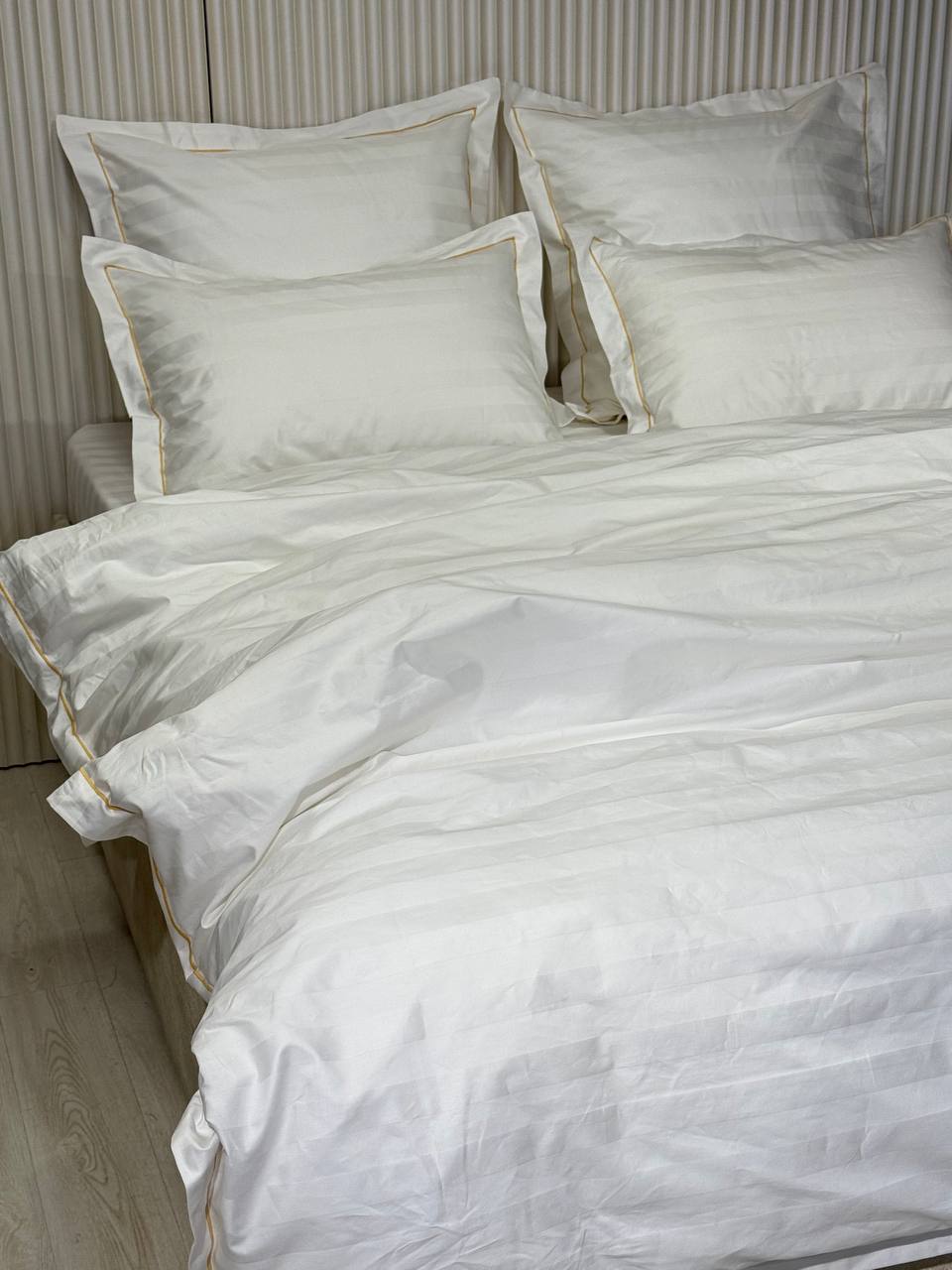 Комплект постельного белья с пододеяльником Страйп-Сатин AVRORA Люкс 160/210-(2ШТ)